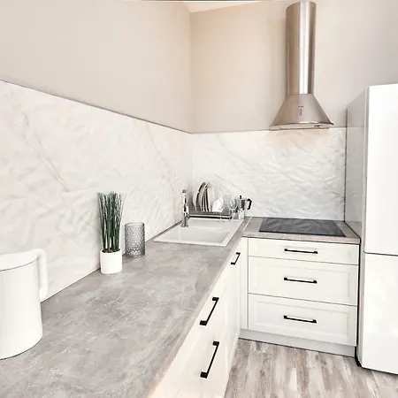 Жк Пятая Жемчужина, Кадорр Архитекторская,Таирова 1 Ком Apartment Odesa