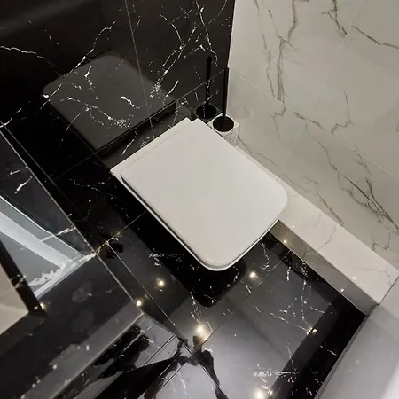 Жк Пятая Жемчужина, Кадорр Архитекторская,Таирова 1 Ком Apartment Odesa