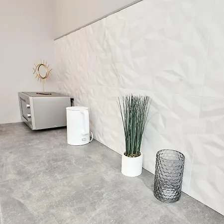 Apartment Жк Пятая Жемчужина, Кадорр Архитекторская,Таирова 1 Ком Odesa