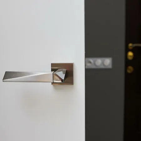 Apartment Жк Пятая Жемчужина, Кадорр Архитекторская,Таирова 1 Ком *